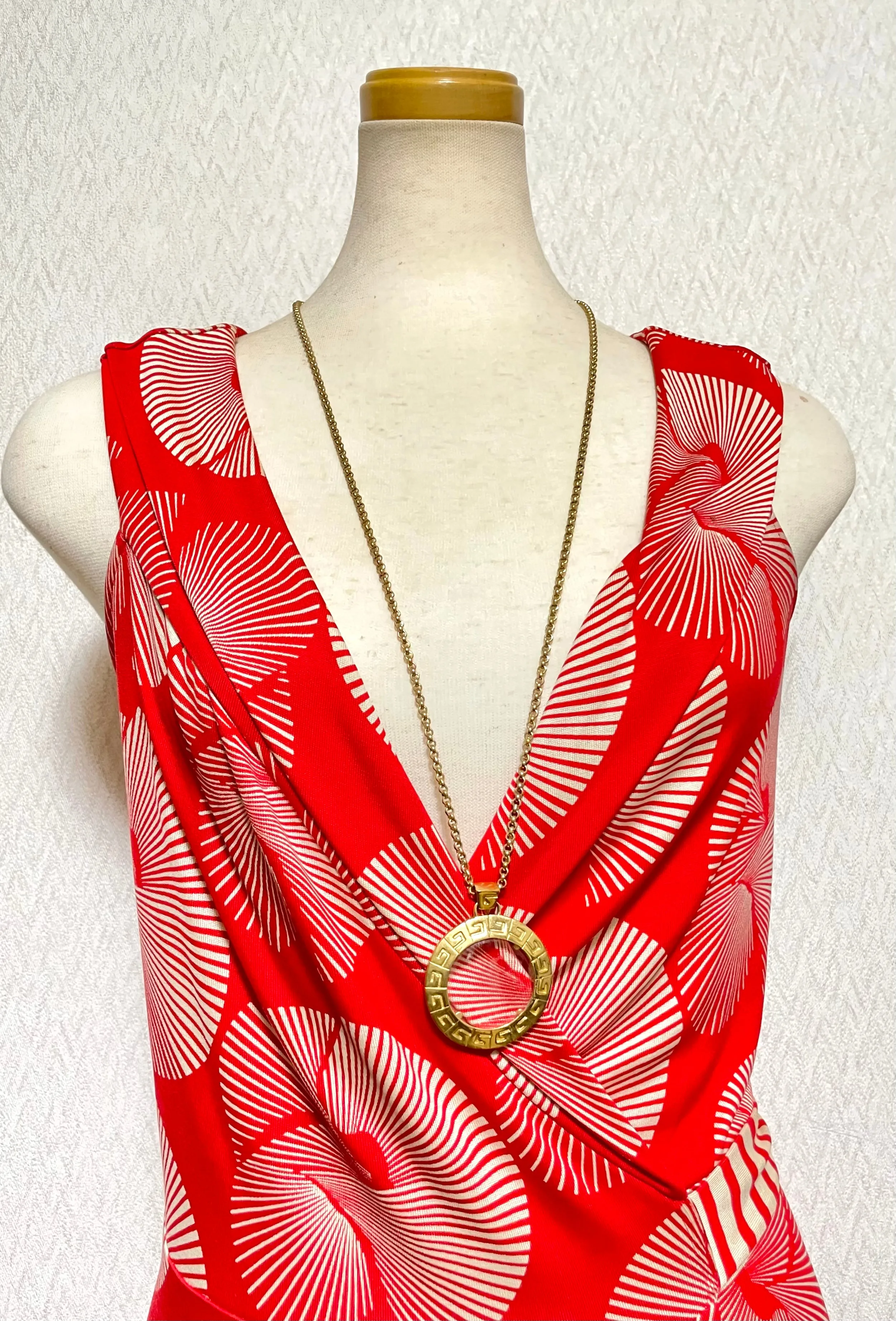 Vintage Givenchy golden chain necklace with round loupe top. Must have statement necklace. 0409274