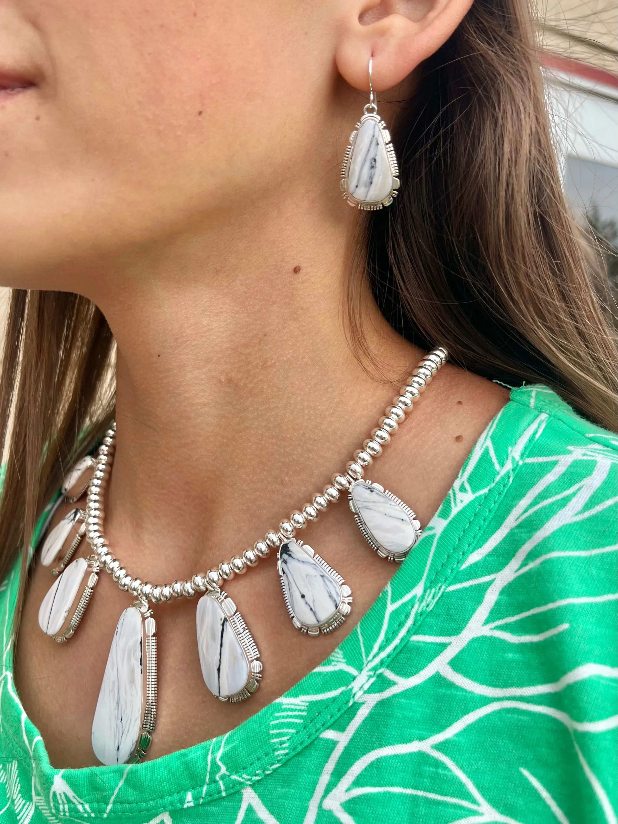 White Buffalo Jewelry Set