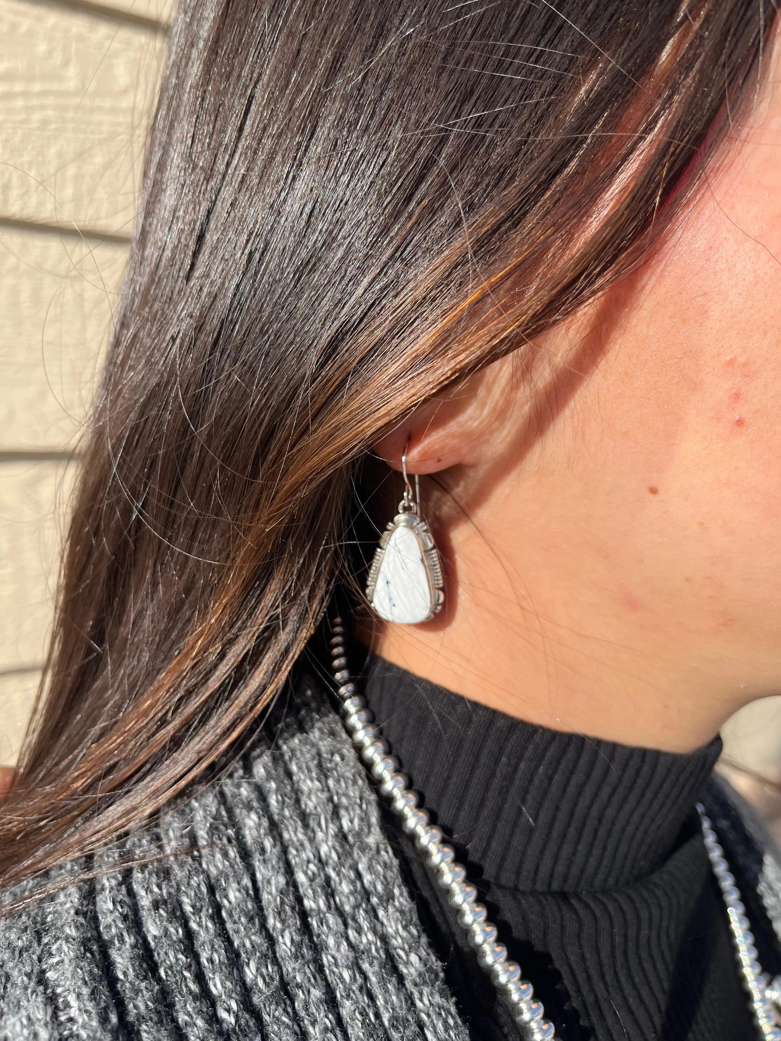 White Buffalo Jewelry Set