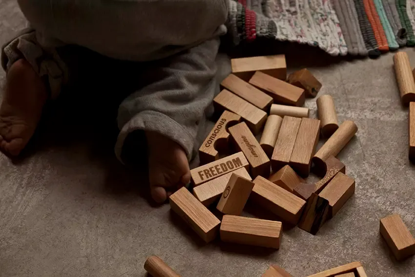 Wooden Natural Blocks in Sack - 100 Pcs