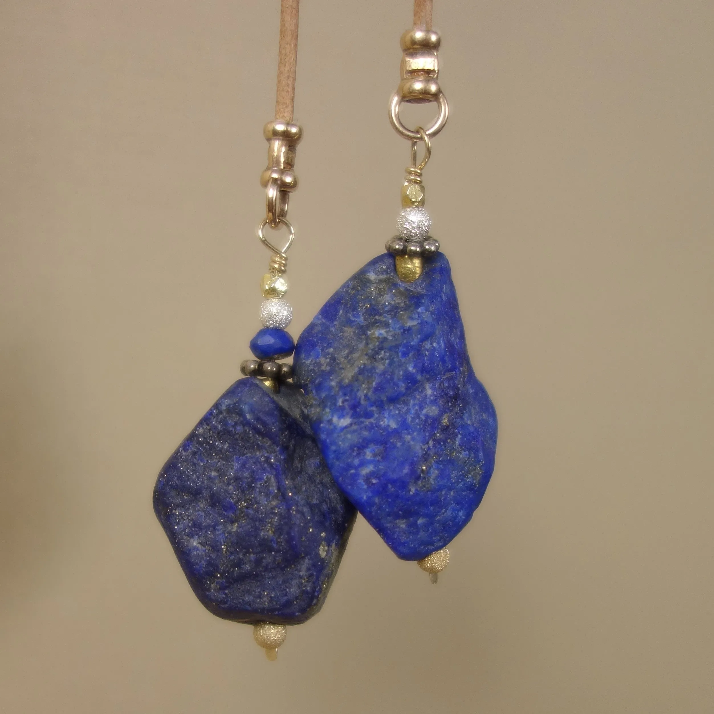 You make me feel like a natural woman: raw lapis and gold lariat
